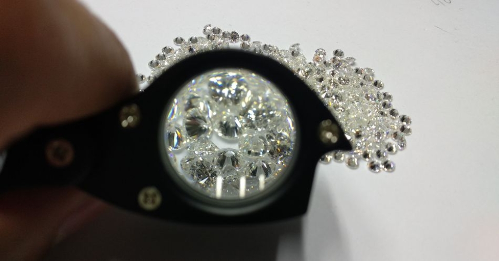 Gem diamonds versus industrial quality diamonds. Appearance, purpose, grading, costs
