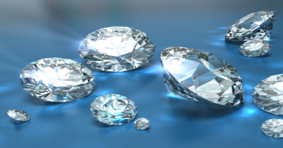 Buy diamonds during summer months July and August? Yes, it's possible at Diberget.